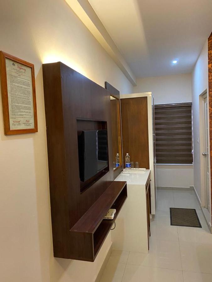 Issacs Regency Otel Sultan Bathery Dış mekan fotoğraf