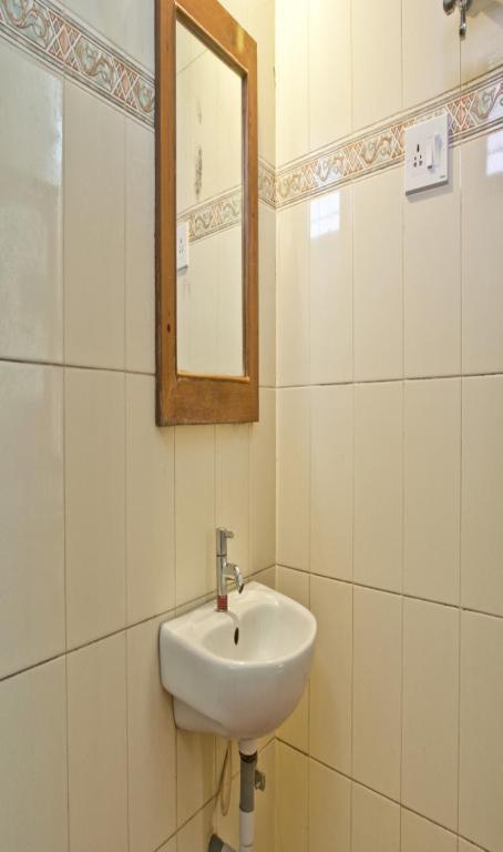 Issacs Regency Otel Sultan Bathery Dış mekan fotoğraf